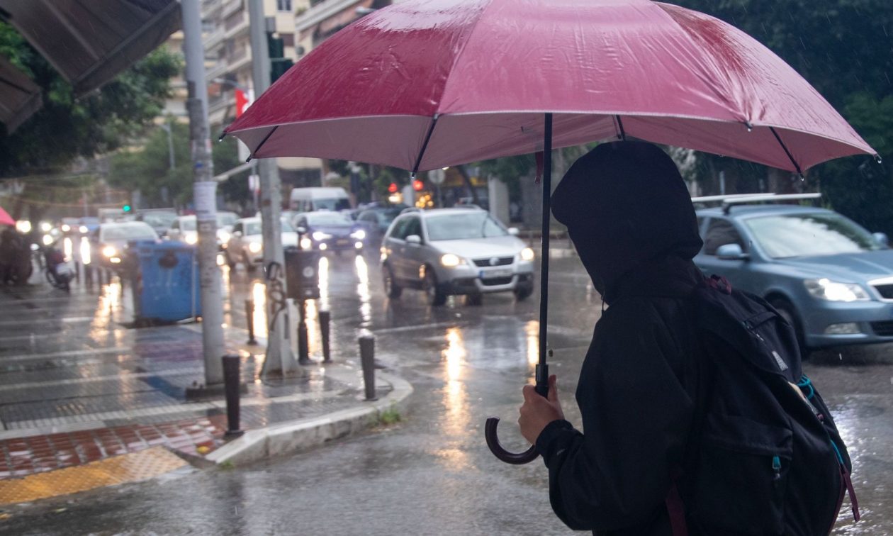 Βροχές και ηλιοφάνεια αναμένονται την Κυριακή στην Ελλάδα