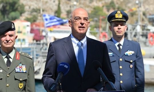 Νίκος Δένδιας Άφιξη στη Γαλλία για την Τελετή Καθέλκυσης της Φρεγάτας Νέαρχος