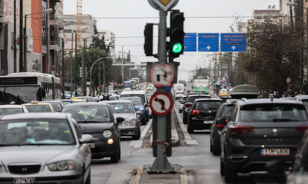 Η καθημερινή ζωή στους δρόμους του λεκανοπεδίου και οι ψυχολογικές συνέπειές της