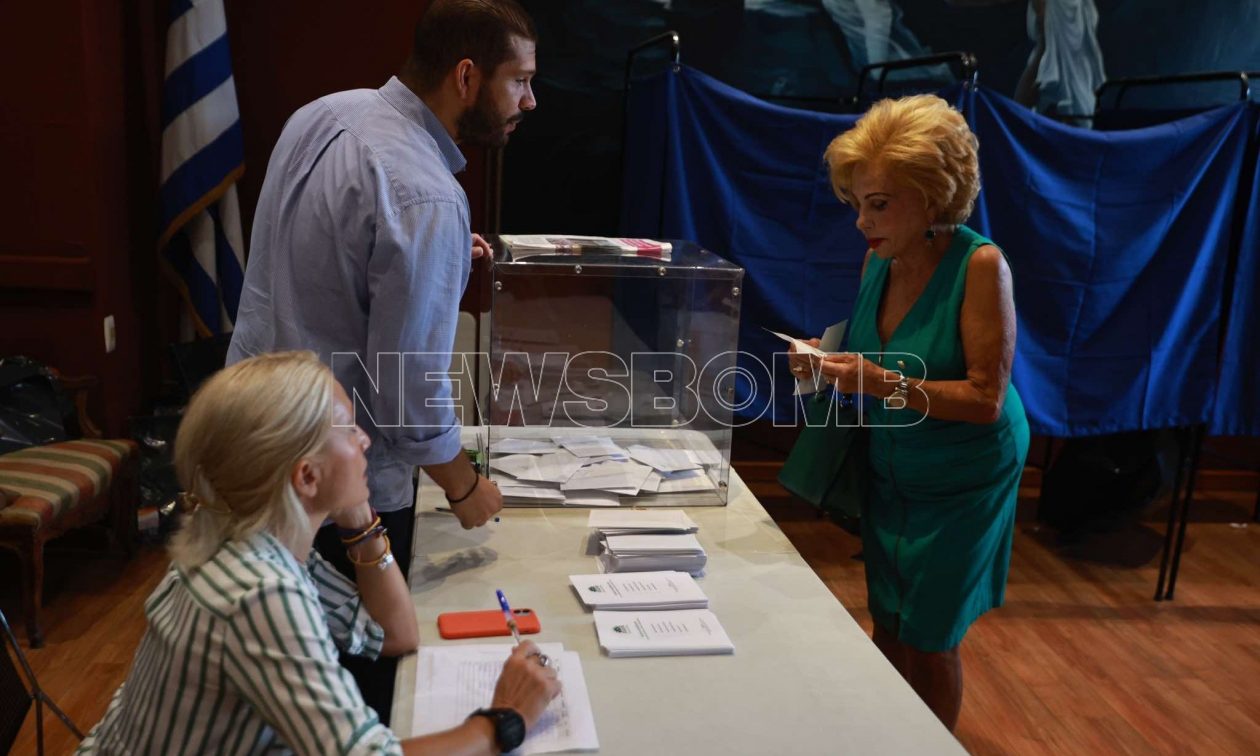 Αυξημένη προσέλευση στις εκλογές του ΠΑΣΟΚ με 30 τοις εκατό περισσότερους ψηφοφόρους